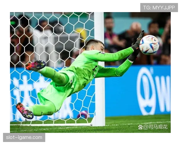 山东泰山军团逆转取胜,顽强韧性引关注 山东泰山军团逆转取胜,顽强韧性引关注