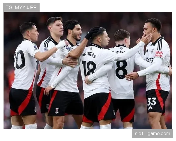 弗赖堡夏窗引援引热议，新援展现潜力助球队冲击升级目标