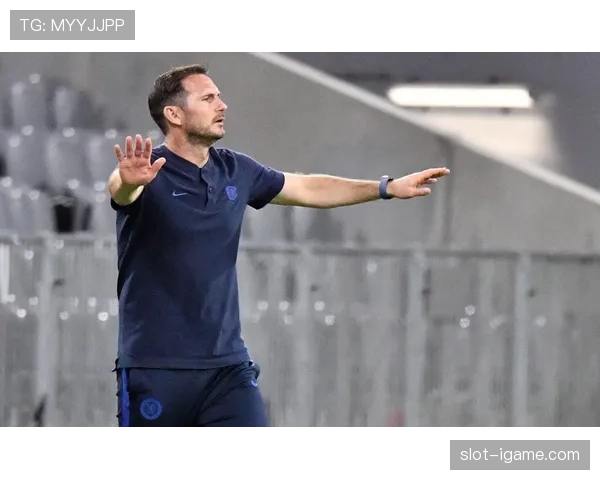 鲁伊斯维拉蒂接班人崭露头角,新星闪耀引足坛瞩目 鲁伊斯维拉蒂接班人崭露头角,新星闪耀引足坛瞩目