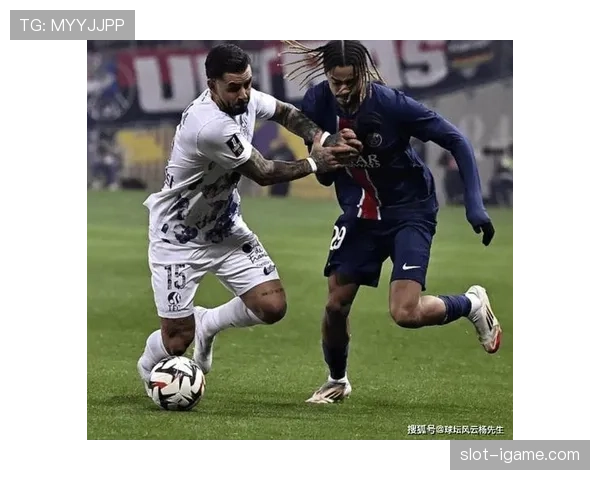 鲁伊斯伤病恢复进展顺利,持续向复出目标迈进,回归在即 鲁伊斯伤病恢复进展顺利,持续向复出目标迈进,回归在即